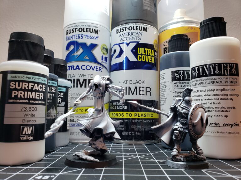 How to prime miniatures and Models: Brush, Spray Can and Airbrush